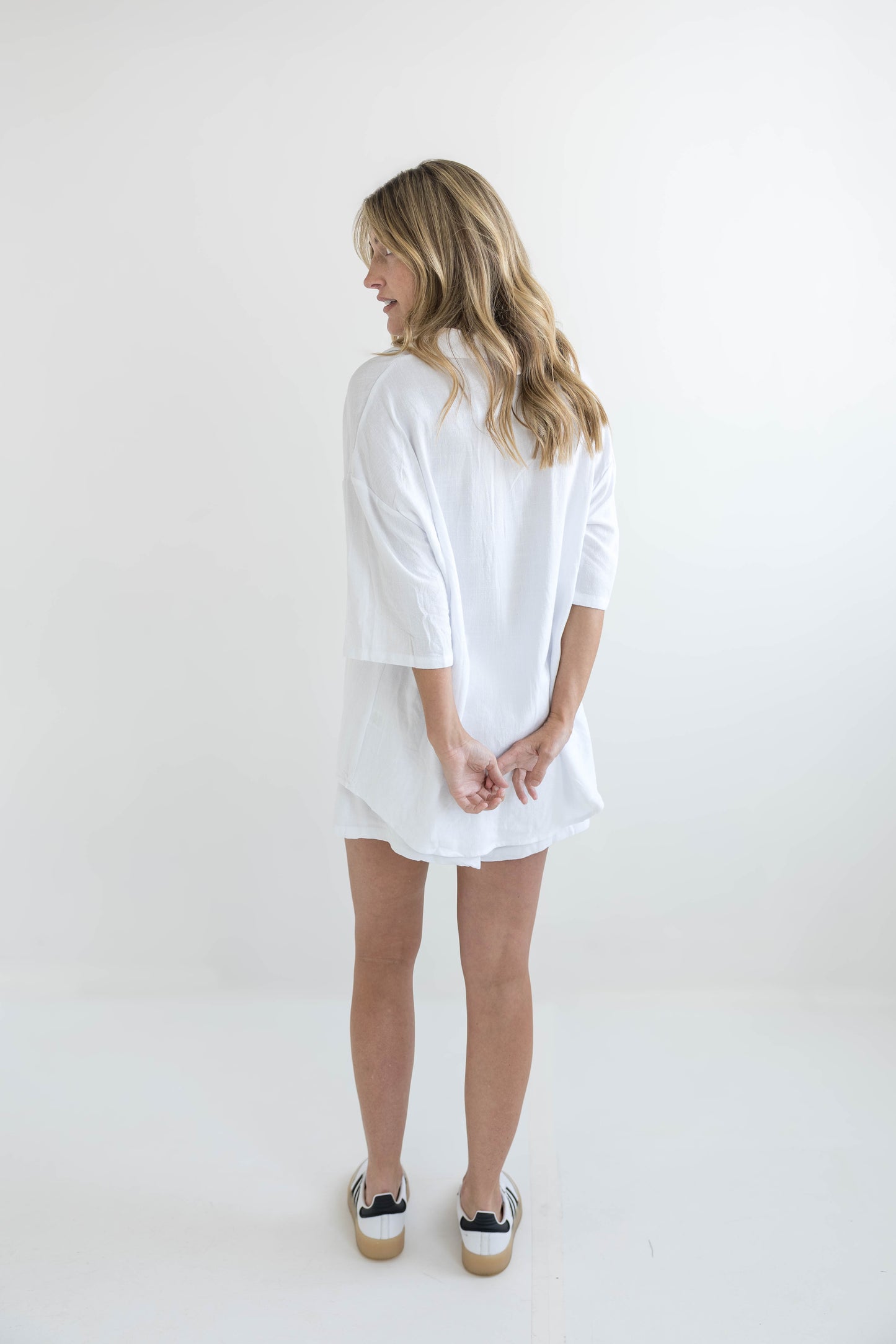 Nova White Linen Set